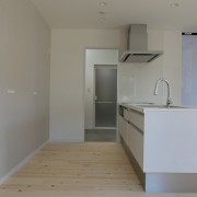 L1002323
